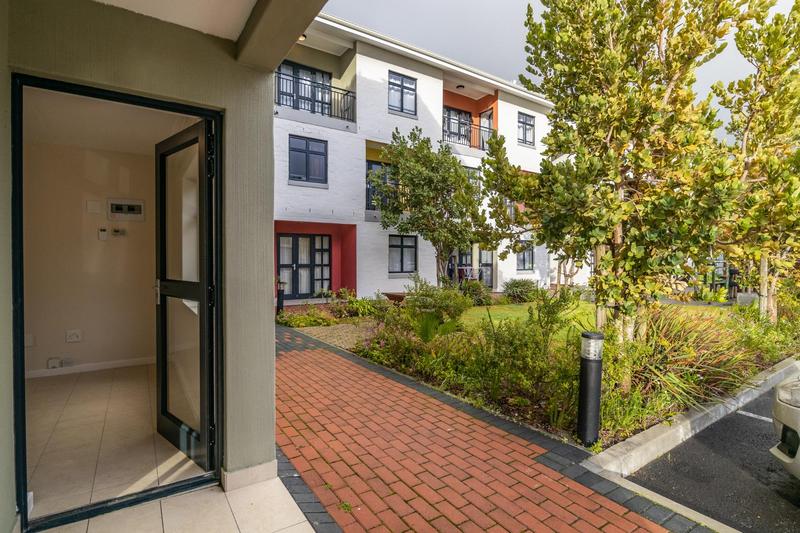 To Let 1 Bedroom Property for Rent in Diep River Western Cape